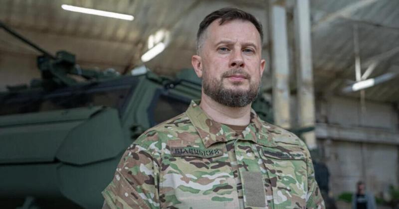 Путін відчуває страх перед ним — 20 000 українців готові боротися на його боці.