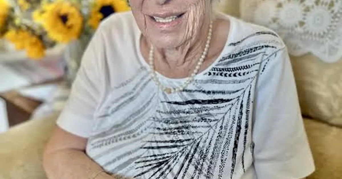 Світ вшановує пам'ять Єви Шлосс: життєва історія зведеної сестри Анни Франк.