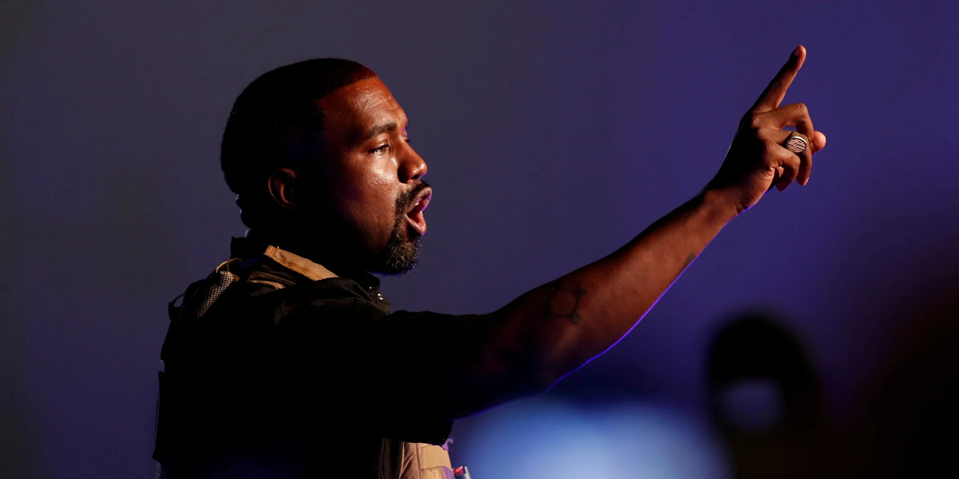 У Великобританії скасували фестиваль Wireless після того, як уряд ухвалив рішення про заборону в'їзду до країни хедлайнеру заходу Каньє Весту.