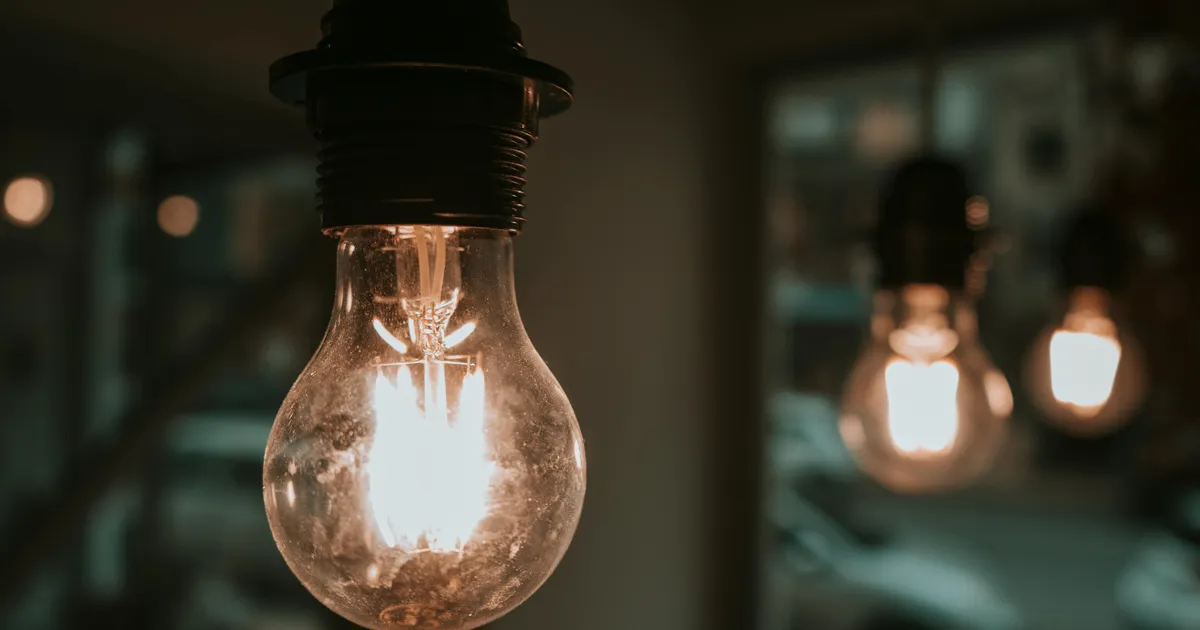 Графік відключень електроенергії для Львівської області на 10 квітня 2026 року.