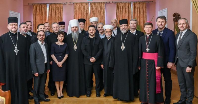 Зеленський провів зустріч з представниками Всеукраїнської ради церков та релігійних організацій. Фотозвіт.