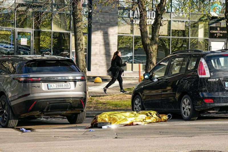 У результаті теракту в Києві загинув мешканець Ладижина Олександр Арбузов, повідомляє 20 хвилин.