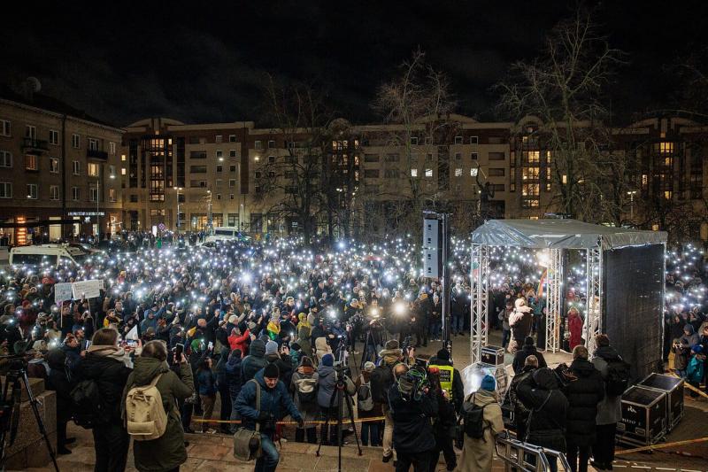 У Литві відбулися акції протесту проти партії, яку звинуватили в антисемітизмі, що входить до складу урядової коаліції.