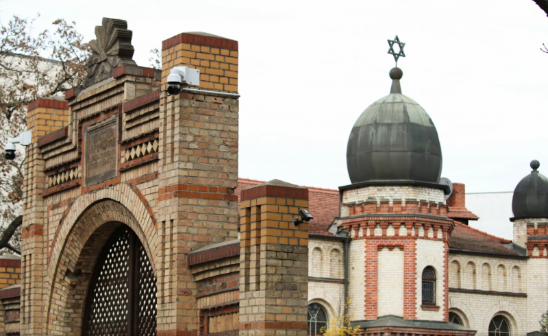 У Німеччині вдалося запобігти потенційному нападу на синагогу, що вже стала мішенню для атак п'ять років тому.