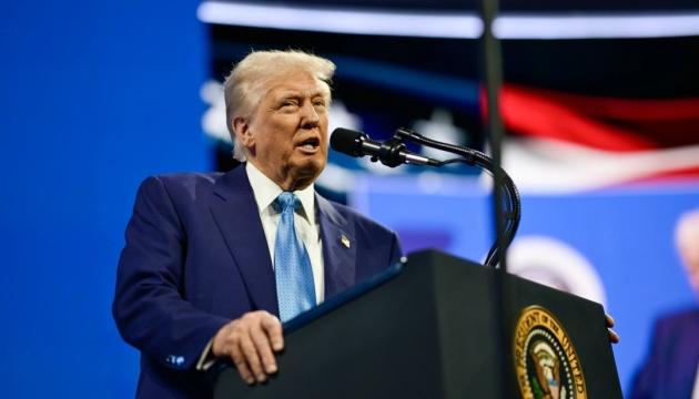Трамп оголосив, що Гарвардський університет може позбутися своїх податкових привілеїв.