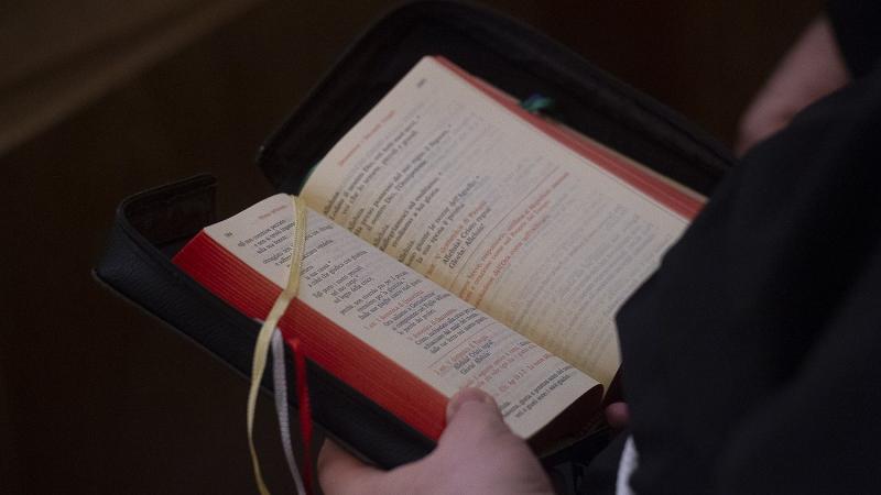 Віра Церкви (25): історичний аналіз реалізації церковного канону - Vatican News.