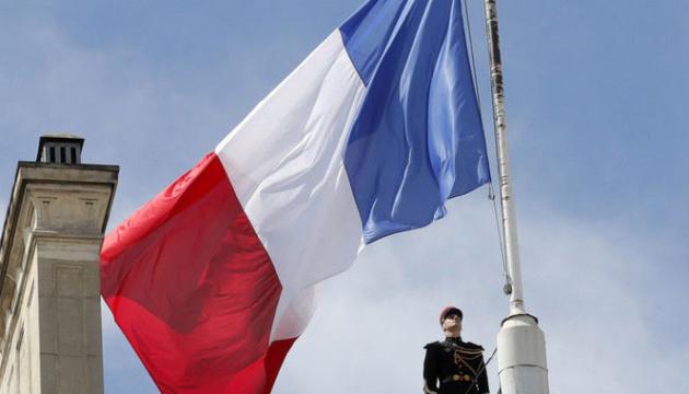 Франція опинилася в центрі уваги Росії через свою допомогу Україні, повідомляє NYT.