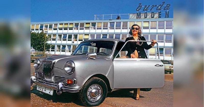 Перший випуск журналу Burda Moden, що був випущений німецькою медіа-магнаткою та обманутою дружиною Енне Бурда, розпродали з кіосків 