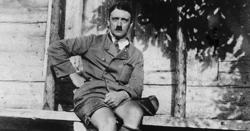 Дослідники виявили цікавий аспект, що стосується статевих органів Гітлера та його психологічного стану.