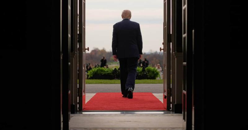 Тестування з Епштейном: як Дональд Трамп опинився в центрі найсерйознішої кризи свого президентського терміну.