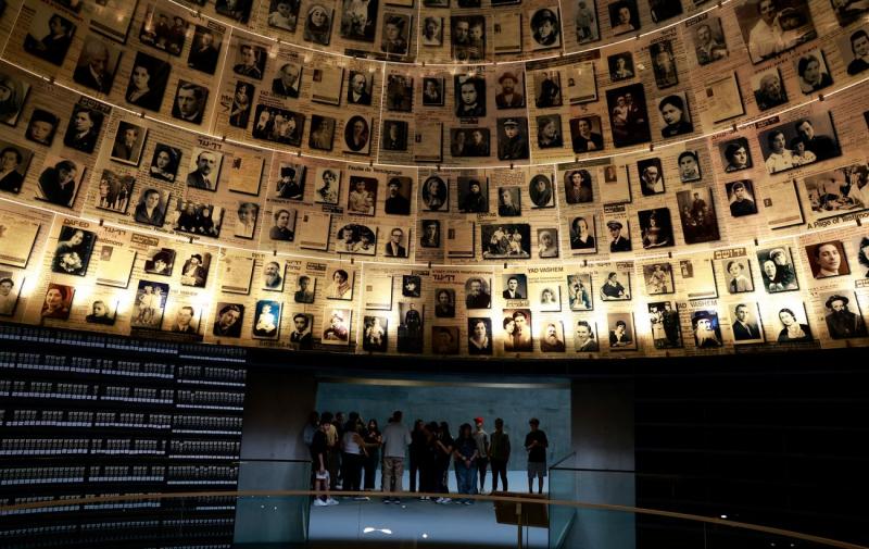 Новий спір у Європі: допис про Голокост викликав масштабну суперечку між Польщею та Ізраїлем.