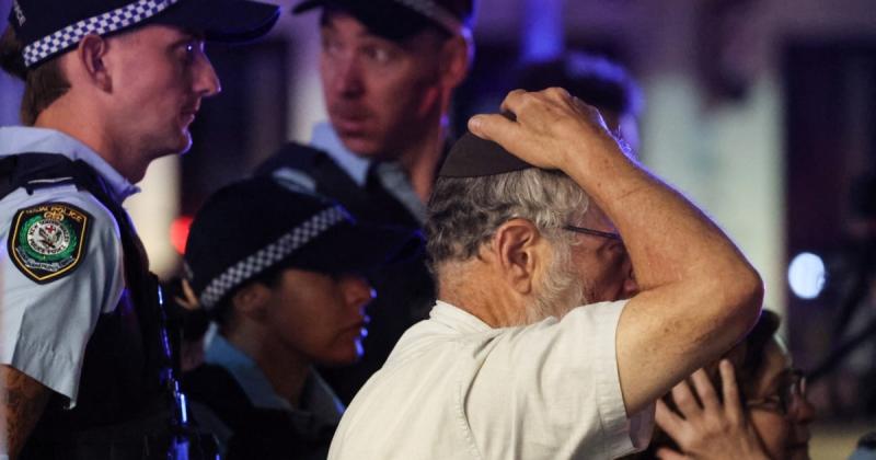 Австралія: не менше 10 осіб загинули внаслідок стрілянини під час святкування Хануки.