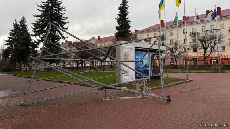 У Чернігові було зламано ханукалію.