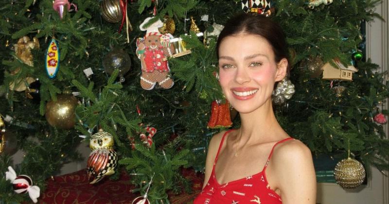 Рожева вечірка: Нікола Пельтц, дружина Брукліна Бекхема, продемонструвала, як вона відзначила своє 31-річчя.