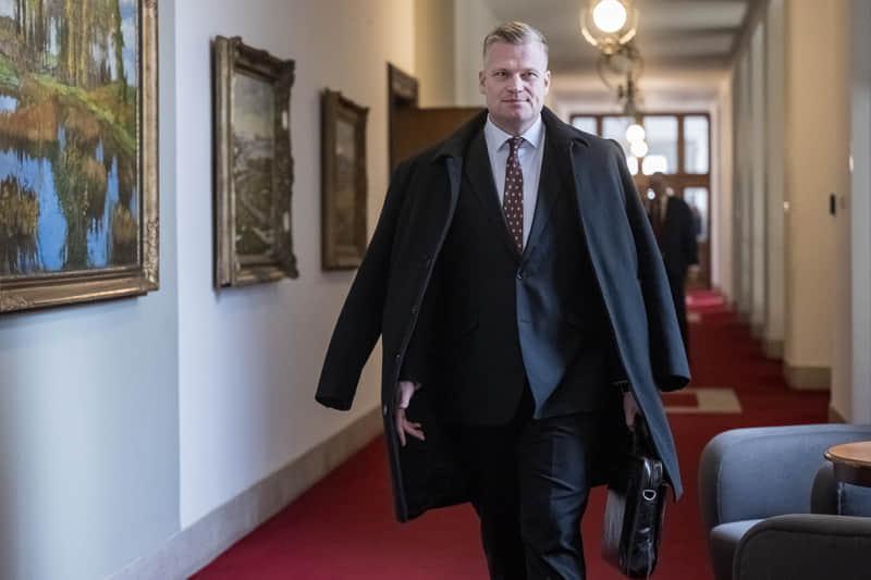 У Чехії кандидат на посаду міністра, який потрапив у центр скандалу, планує подати позов проти глави держави.