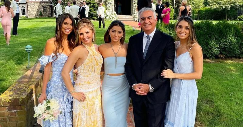 Онучки останнього шаха Ірану: якою є стиль принцеси-інфлюенсерки.