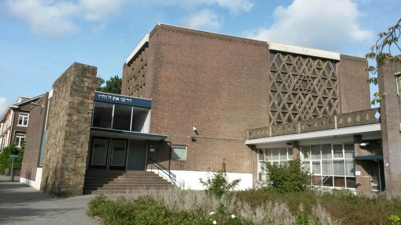 Нідерландські влади вважають, що Іран може мати відношення до атаки на синагогу.