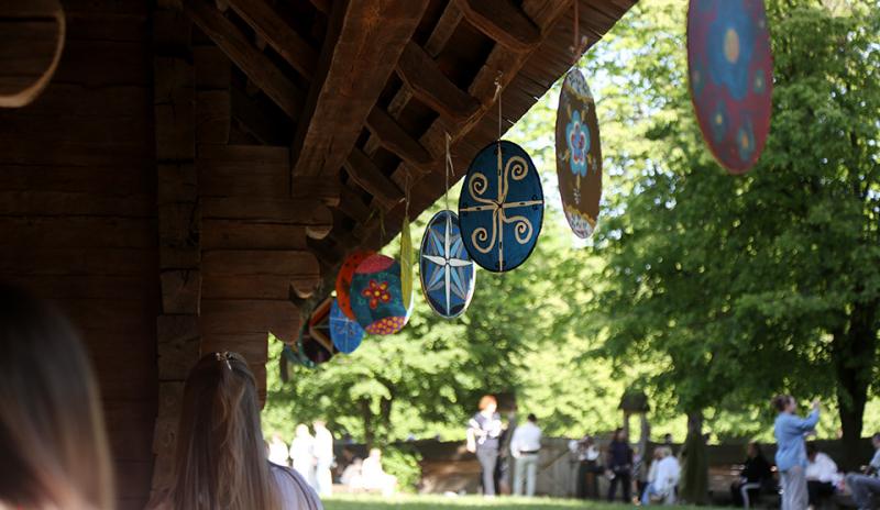 Страсна п'ятниця та Великдень: звичаї святкування в Україні та інших країнах.