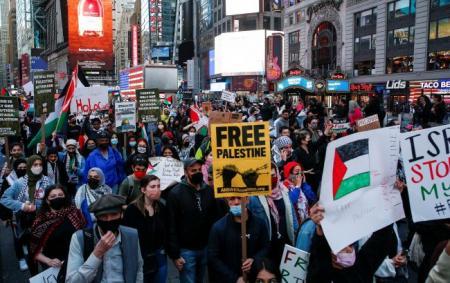 Трамп позбавить грін-карт осіб, які мають антиамериканські погляди, проявляють антисемітизм або підтримують Палестину.