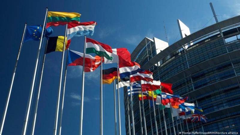 Євродепутата, який не приховує своїх антик українських поглядів, знову позбавили парламентського імунітету.