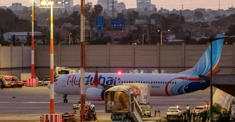 Нетаньягу поділився всіма деталями спроби захоплення літака FlyDubai: один з пасажирів запобіг новому теракту 11 вересня.