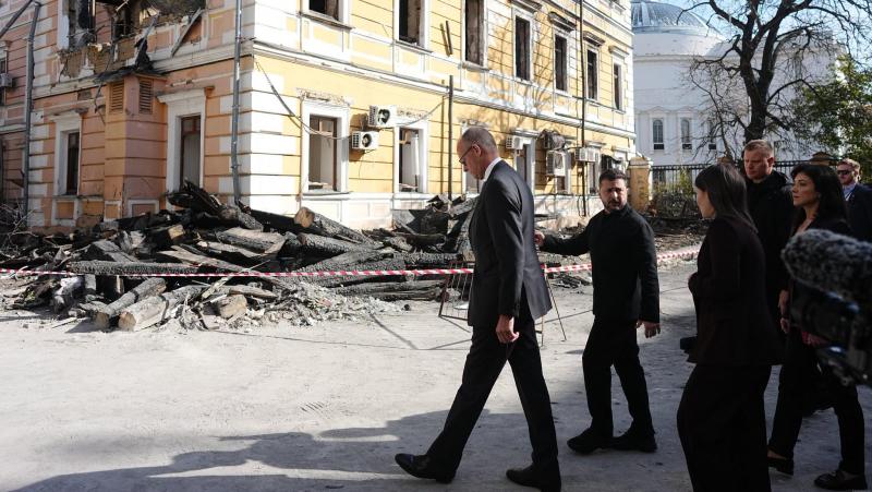 У партії Мерца відстоюють його поїздку до Києва, незважаючи на критику з боку лівих і ультраправих сил.