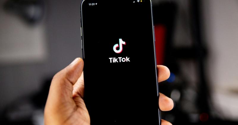 Власник Politico висловив намір придбати європейське відділення TikTok у китайської компанії ByteDance, повідомляє Delo.ua.